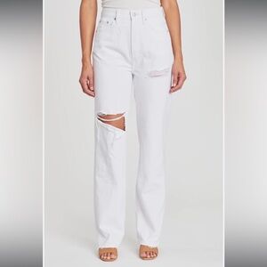 Pistola NWT Cassie Super High Rise Straight in Snowfall Distressed Size 26